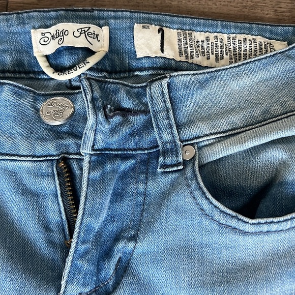 🌸2 PAIRS OF SKINNY JEANS🌸 - Picture 9 of 16